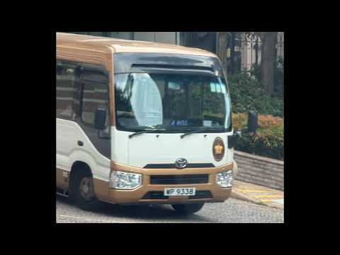 車CAM直擊 - 京士柏山接駁小巴危險駕駛 衝紅燈違例左轉 WP9338