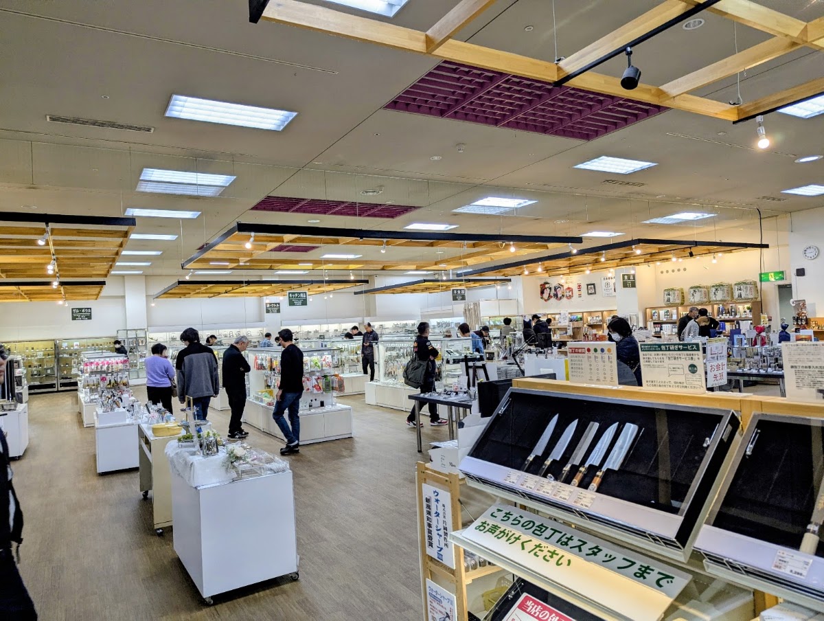 道之驛 燕三條地場產中心(道の駅 燕三条地場産センター) 實景照片 3