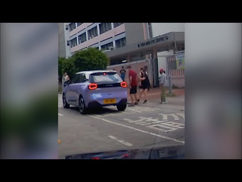車CAM直擊 - 讓完阿婆又要呠 阿叔扯晒火好勞氣