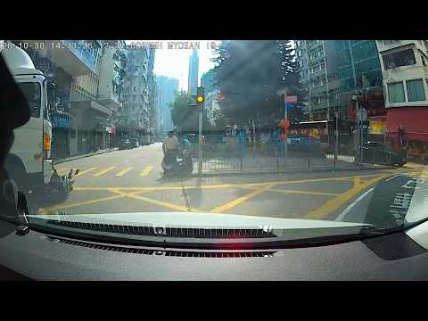 車CAM直擊 - 南亞26差啲變屎餅😱 貨車中線偷雞左轉撞電單車
