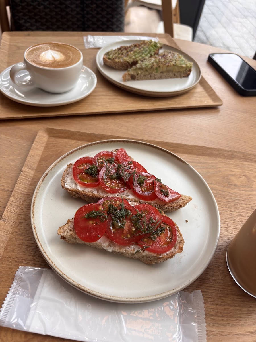 藍瓶咖啡 港未來店(ブルーボトルコーヒー みなとみらいカフェ) 實景照片 3