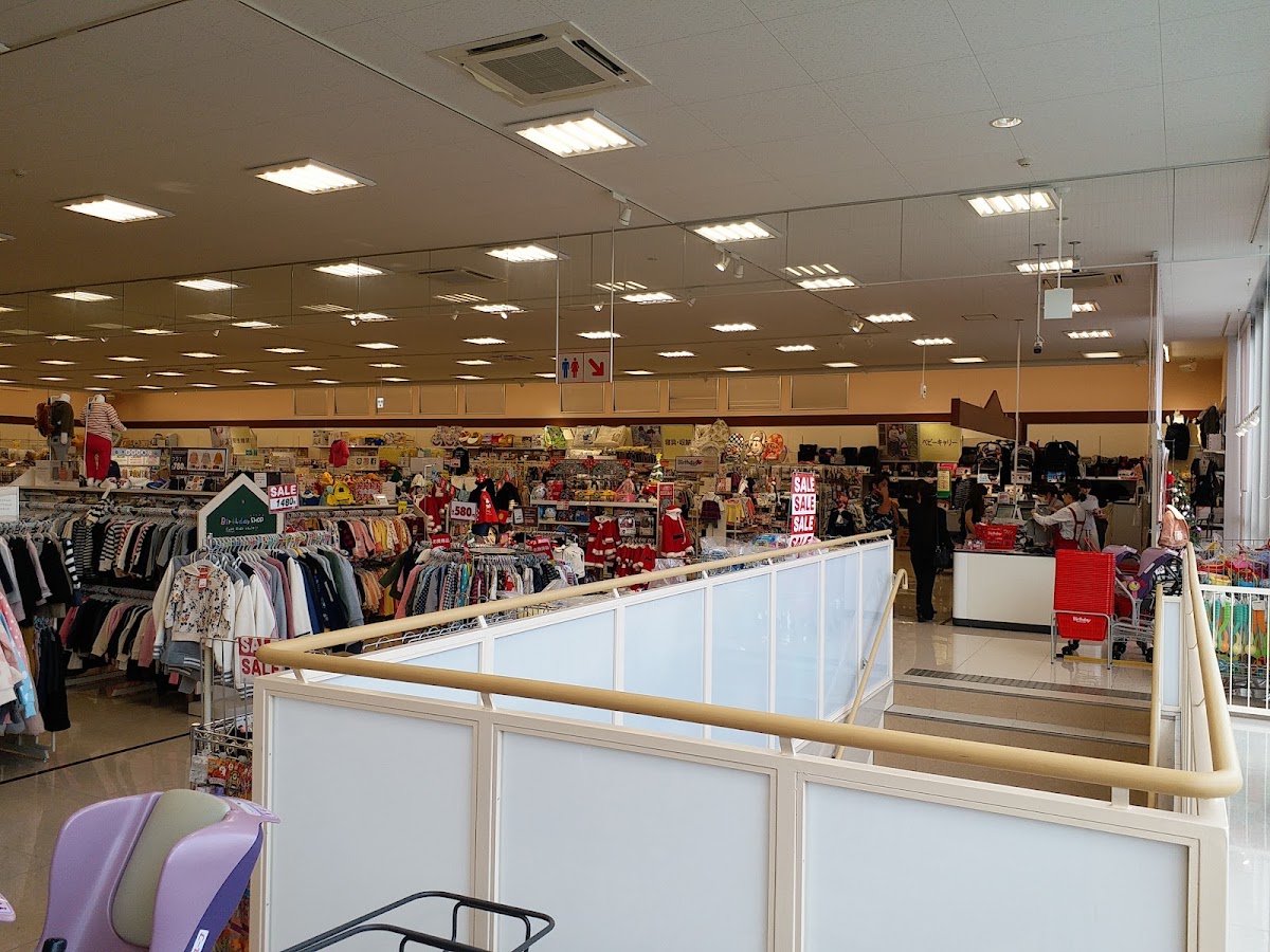 Birthday 港川店（バースデイ 港川店） 實景照片 3