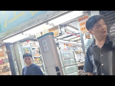 車CAM直擊 - 人肉霸位兄弟多多道理 片主企硬未驚過 (轉載)