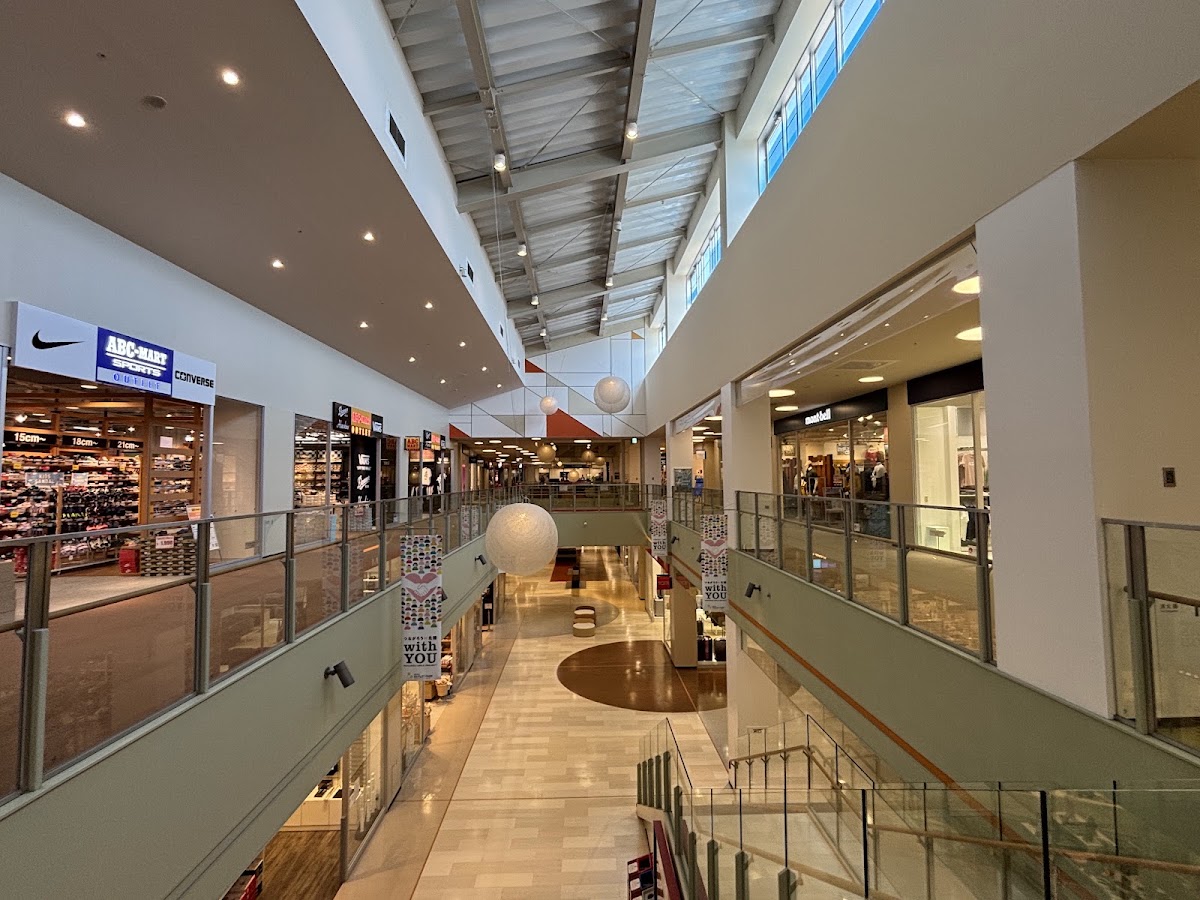 三井 Outlet Park 北陸小矢部（三井アウトレットパーク 北陸小矢部） 實景照片 3