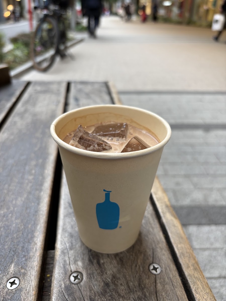 藍瓶咖啡 新宿店（ブルーボトルコーヒー 新宿カフェ）