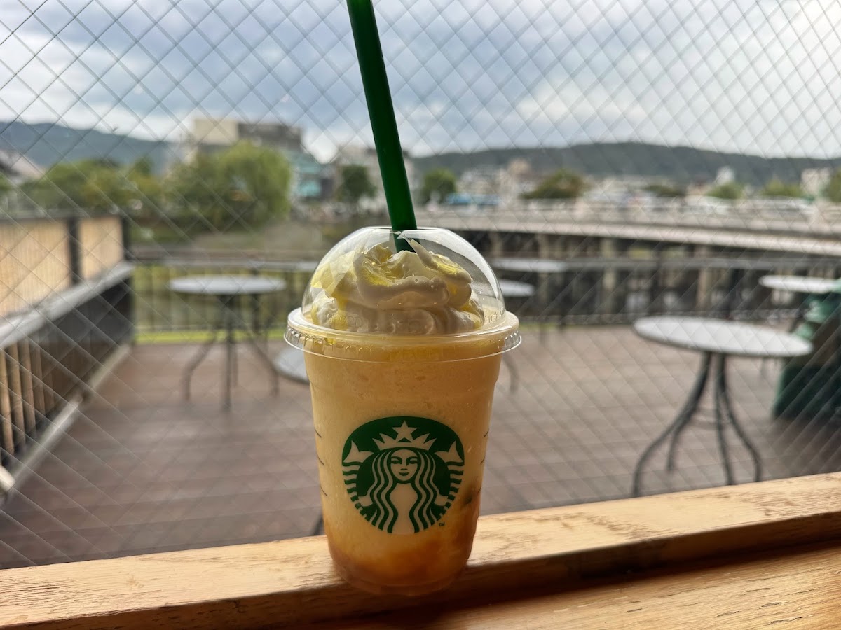 星巴克咖啡 京都三條大橋店(スターバックス コーヒー 京都三条大橋店) 實景照片 10