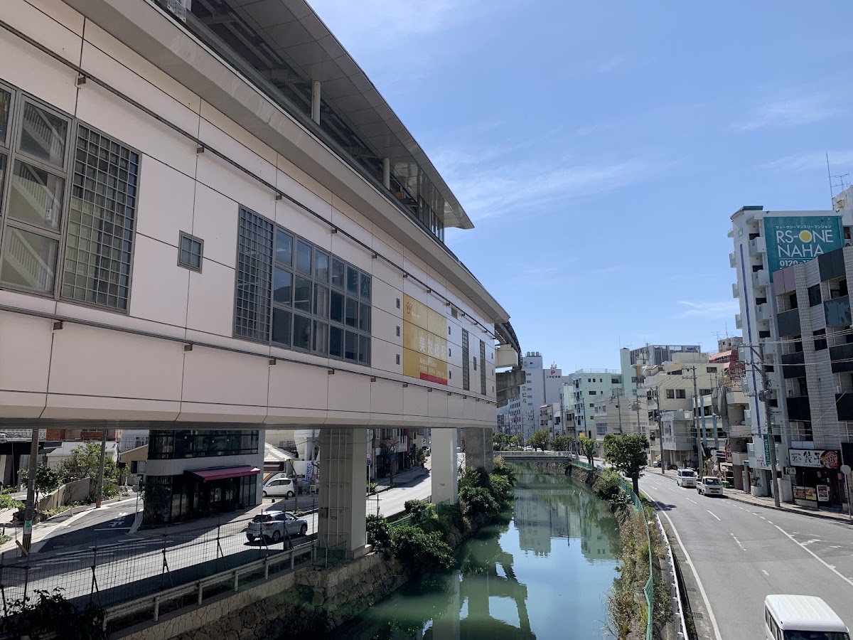 美榮橋站與河道景色大景