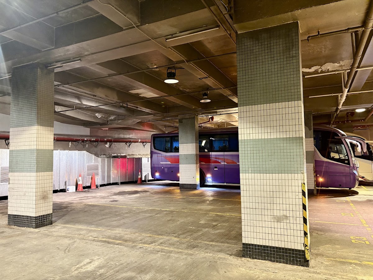 山頂廣場 Peak Galleria 停車場 實景照片 2