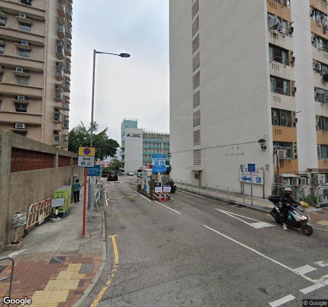 賢麗苑停車場
