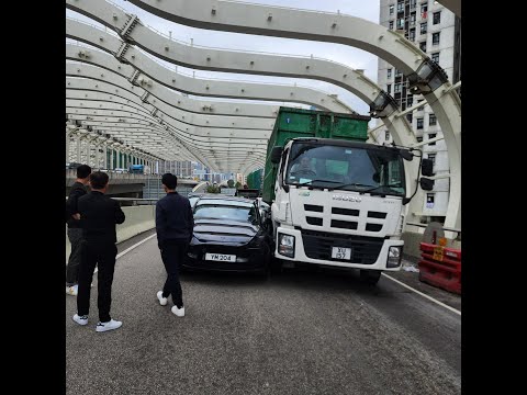 車CAM直擊 - (事發經過) 好疊馬 F4咁款 #渡船街