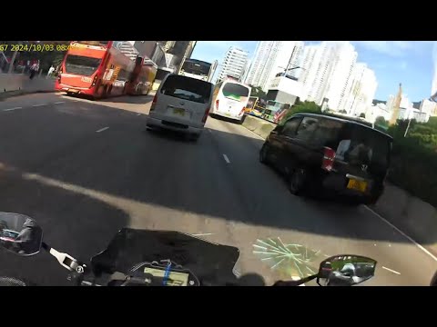 車CAM直擊 - 黃大仙天橋高空墮物 差啲打中部私家車