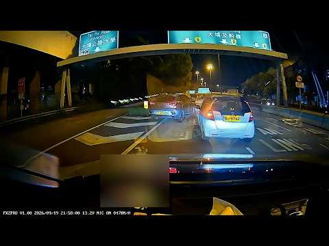 車CAM直擊 - 高速公路嚟㗎！SJ9742 你停定等切線害人害己