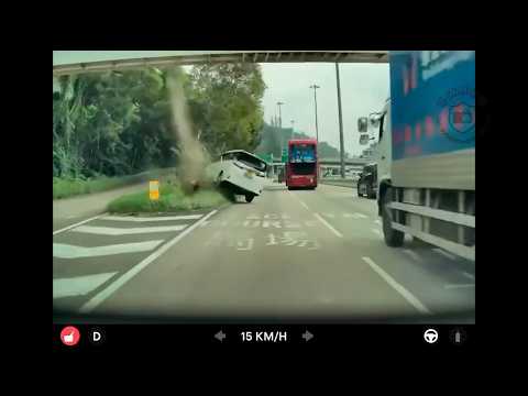 車CAM直擊 - 可能太攰？中港七人車進入結界