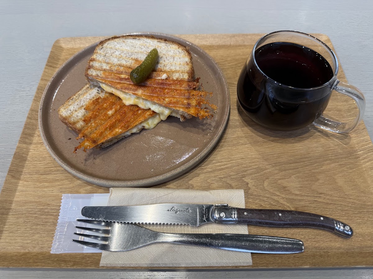 藍瓶咖啡 清澄白河一號旗艦店(ブルーボトルコーヒー 清澄白河フラッグシップカフェ) 實景照片 4