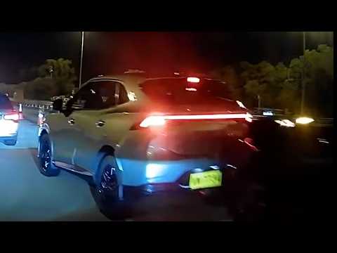 車CAM直擊 - 盲嘅就唔好開車啦唔該 🙏 咁都可以撞埋去