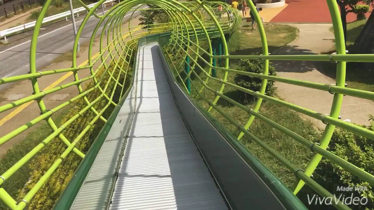 沖繩浦添大公園–屁屁冒火的90公尺超長溜滑梯