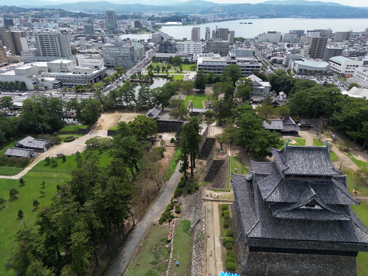 松江城空拍俯瞰市景與城區