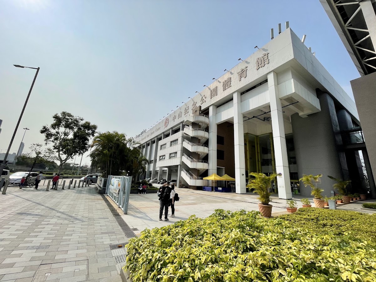 西營盤中山紀念公園體育館停車場 實景照片 10