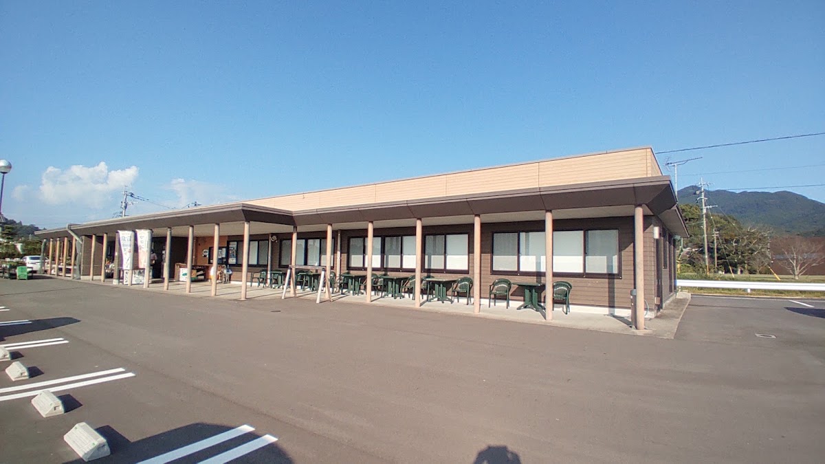 道之驛 金峰木花館（道の駅 きんぽう木花館）
