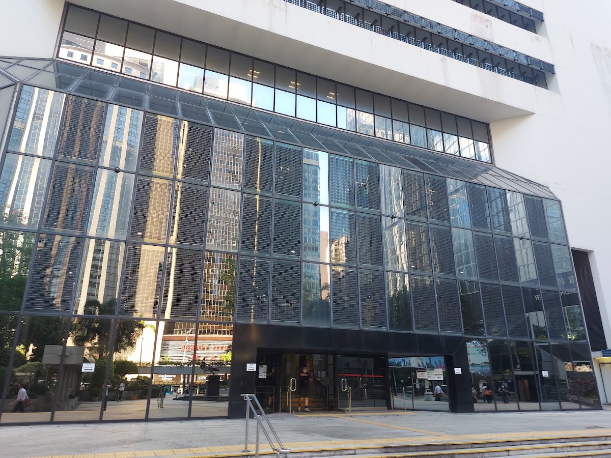 灣仔政府綜合大樓停車場 實景照片 1
