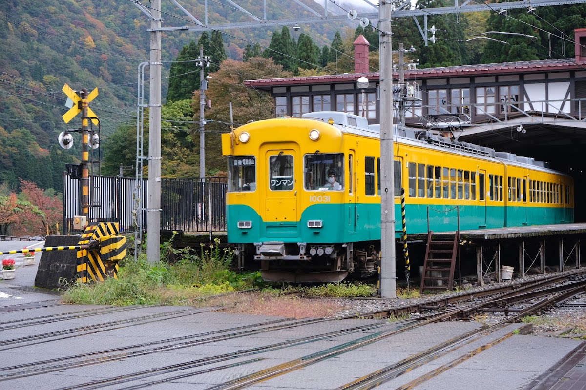 立山站(立山駅) 實景照片 8