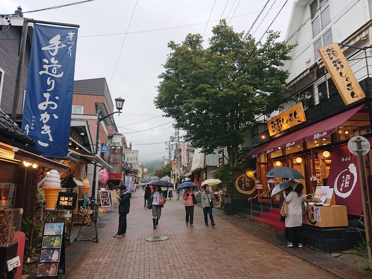 舊輕井澤銀座通(旧軽井沢銀座通り)