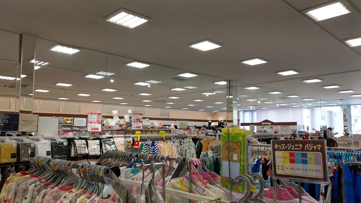 Birthday 港川店（バースデイ 港川店） 實景照片 6