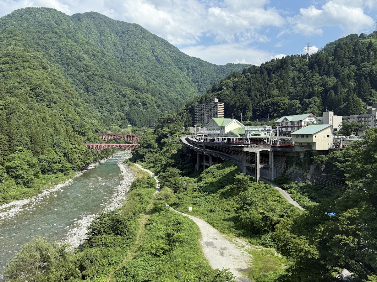 宇奈月溫泉(宇奈月温泉)