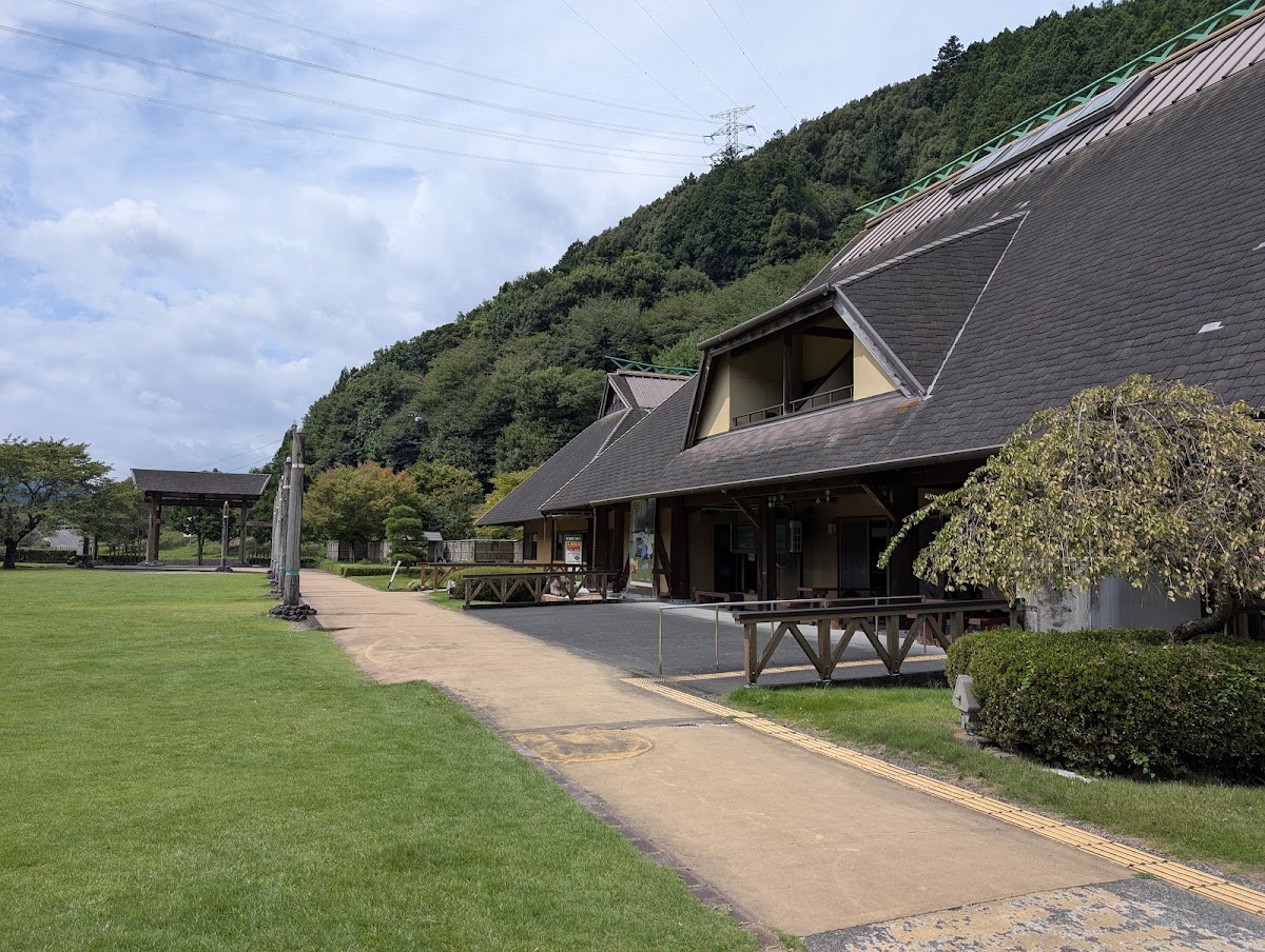 道之驛 佛雷中川根茶茗館(道の駅 フォーレなかかわね茶茗舘) 實景照片 1