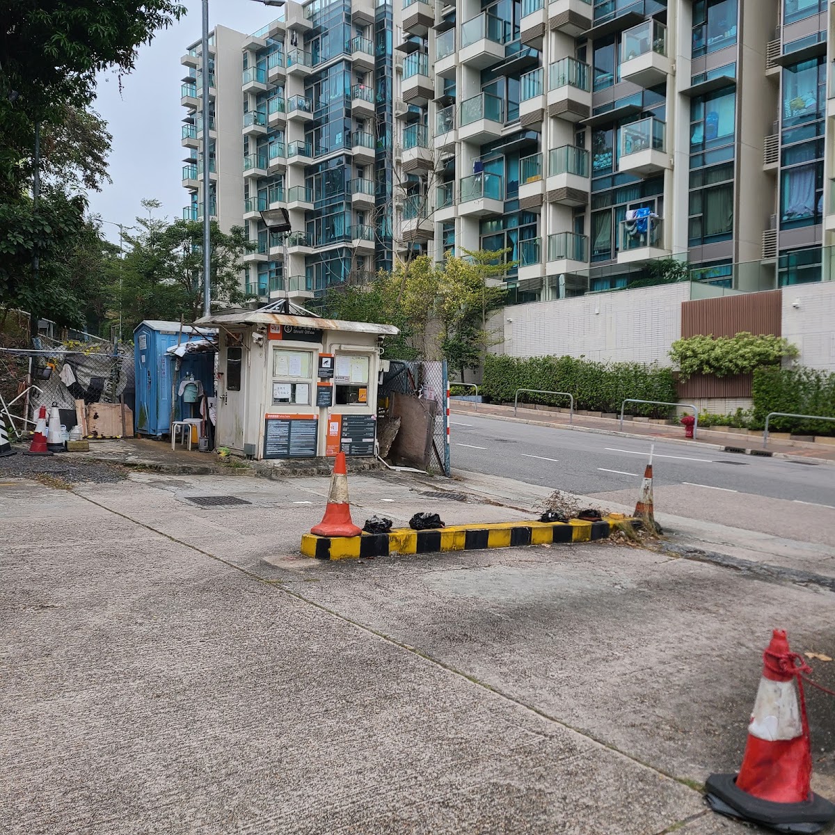 西貢康村路露天停車場 (24 Park) 實景照片 1