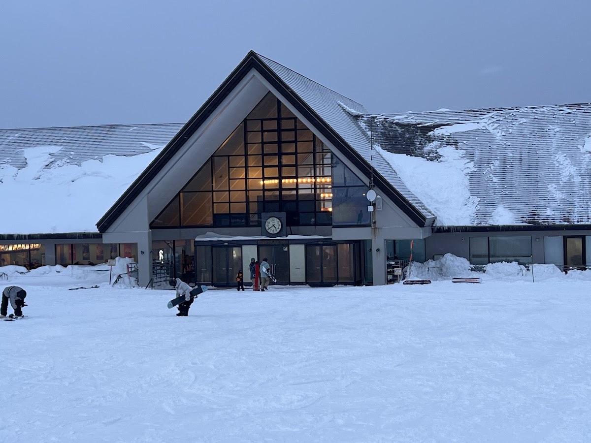 安比高原滑雪場建築外觀