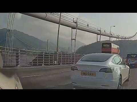 車CAM直擊 - P牌Teslun任我行 左線扒頭閘車
