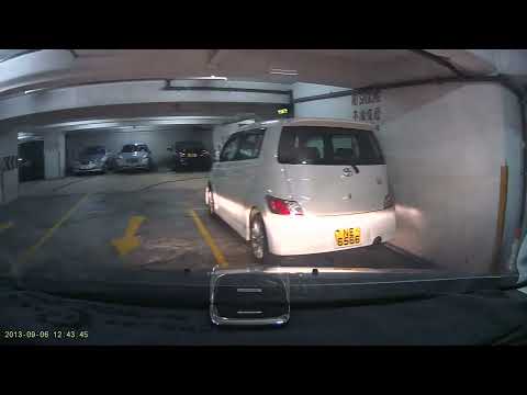 挑戰地獄停車場系列：石塘咀華明中心（出） Hellish car park series