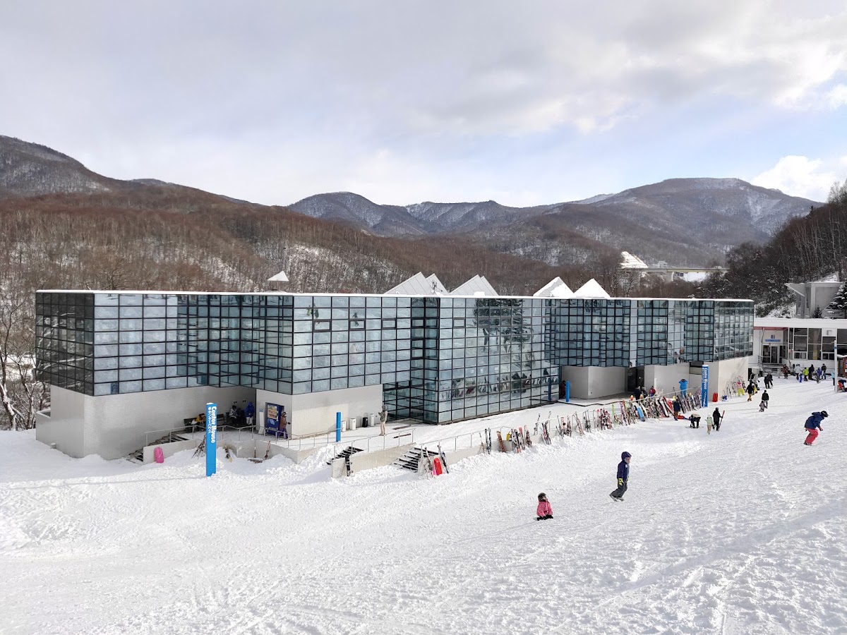 朝里川溫泉滑雪場（朝里川温泉スキー場）