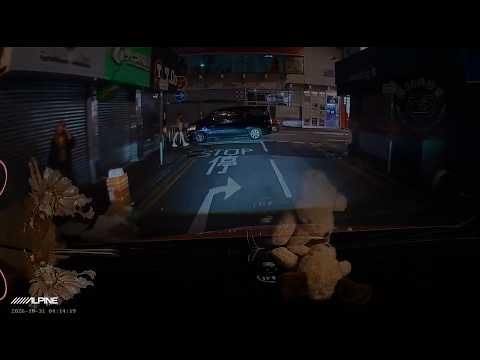 車CAM直擊 - 呢位P牌中港七人車有啲料到 又逆線又衝紅燈