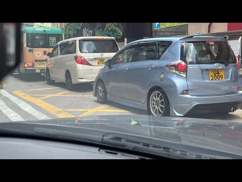 車CAM直擊 -  UA2009呂司機本來我要轉右，但俾你入黃格頂一頂，依家我轉左都係😇