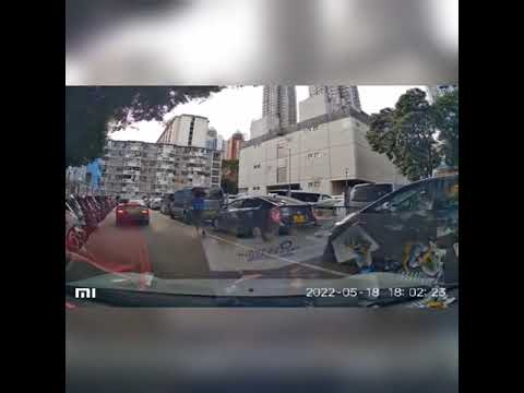 【香港車CAM】D人真係咩心態 特登落車將件垃圾周圍掉😌