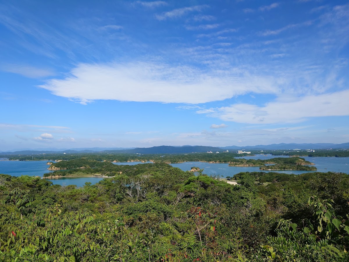 登茂山展望台眺望英虞灣的遼闊風景