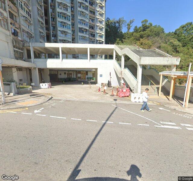 峰華邨停車場
