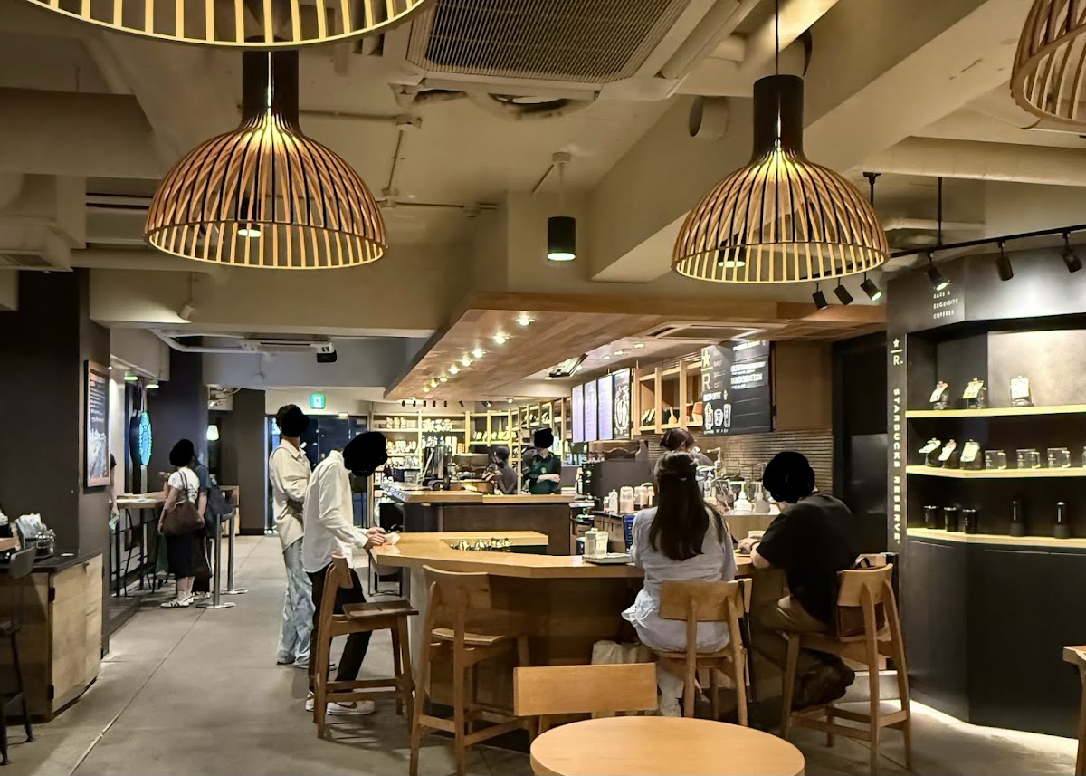 星巴克咖啡 京都三條大橋店(スターバックス コーヒー 京都三条大橋店) 實景照片 2