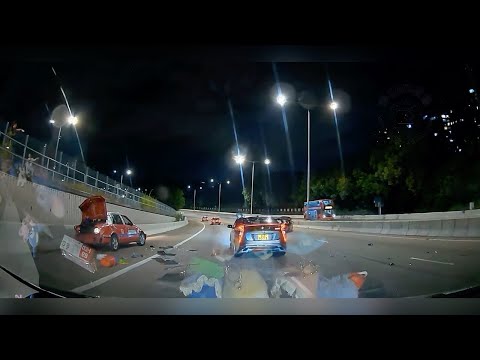 車CAM直擊 - 屯公凌晨三車相撞前一刻 黑色私家車飛車L