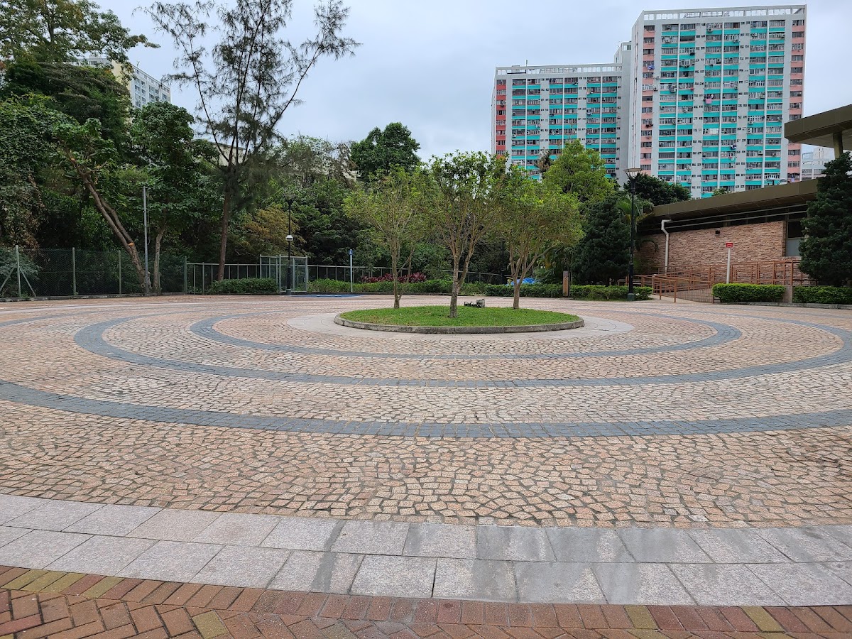 牛池灣公園停車場 實景照片 3