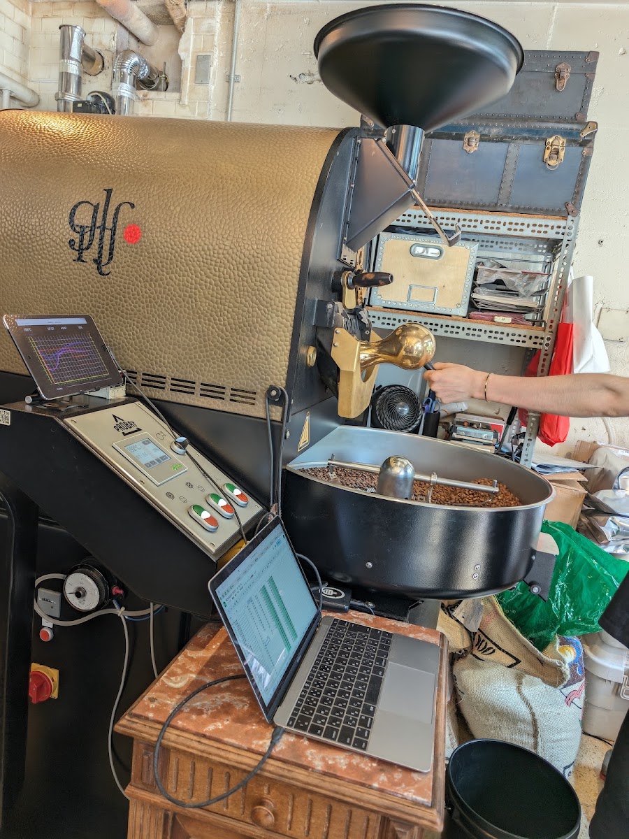 GLITCH COFFEE & ROASTERS 神保町(GLITCH COFFEE & ROASTERS) 實景照片 9