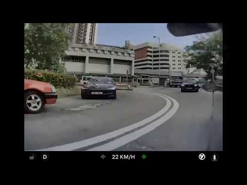 車CAM直擊 - 好彩冇事🙏呢個位置啲小巴平時衝出嚟🙈 Teslun 逆線入路口