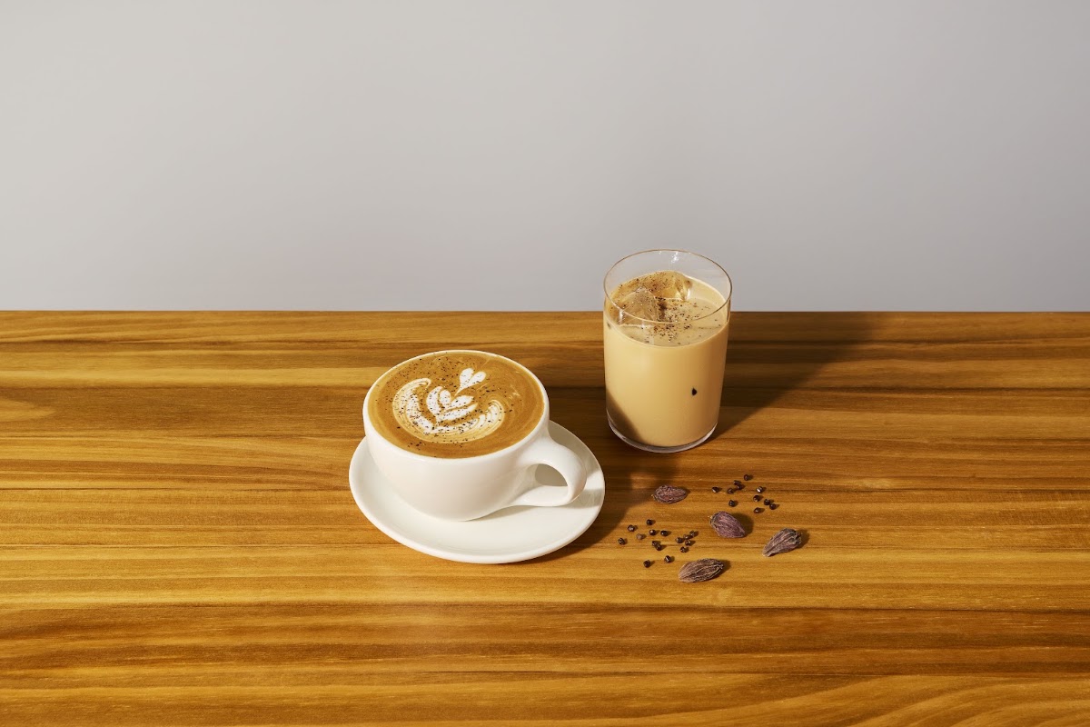 藍瓶咖啡 心齋橋店(ブルーボトルコーヒー 心斎橋カフェ) 實景照片 2