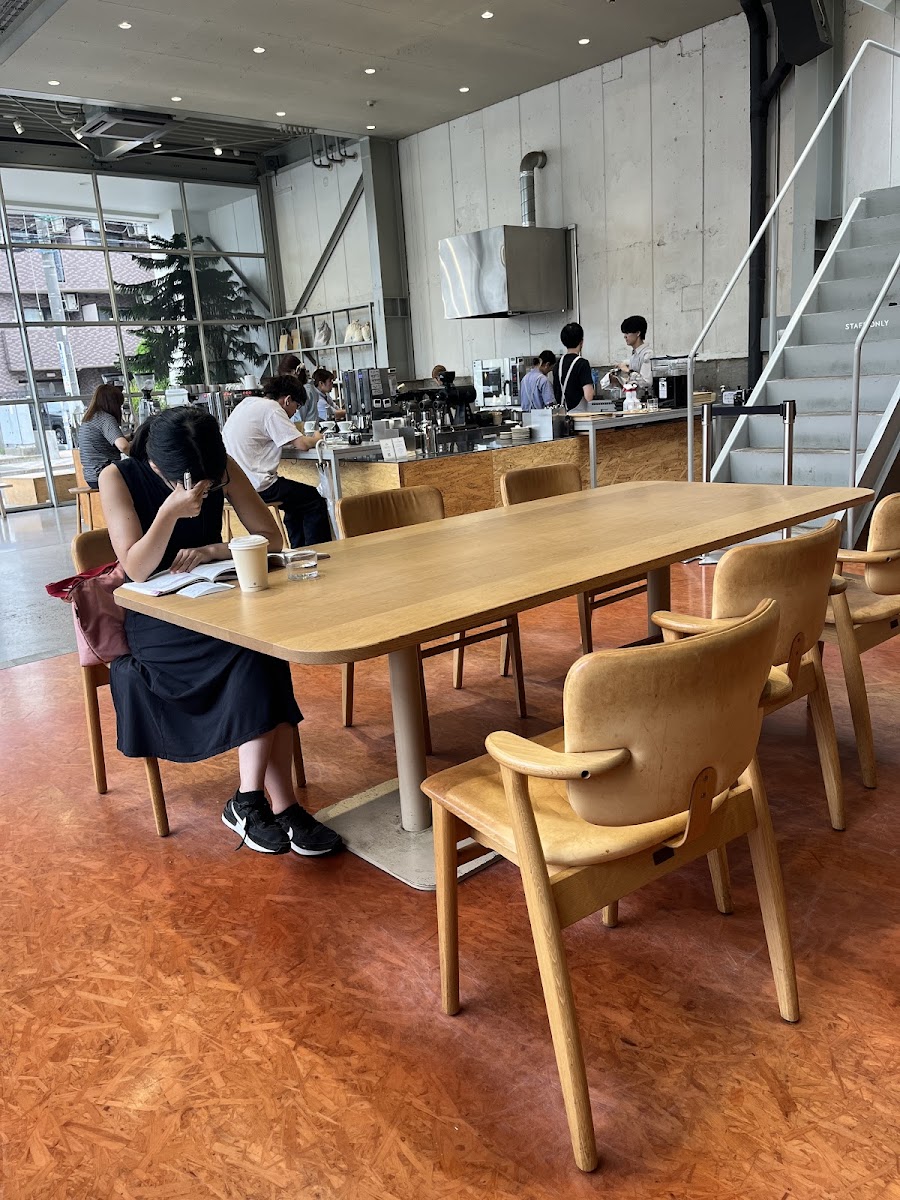 藍瓶咖啡 清澄白河一號旗艦店(ブルーボトルコーヒー 清澄白河フラッグシップカフェ) 實景照片 5