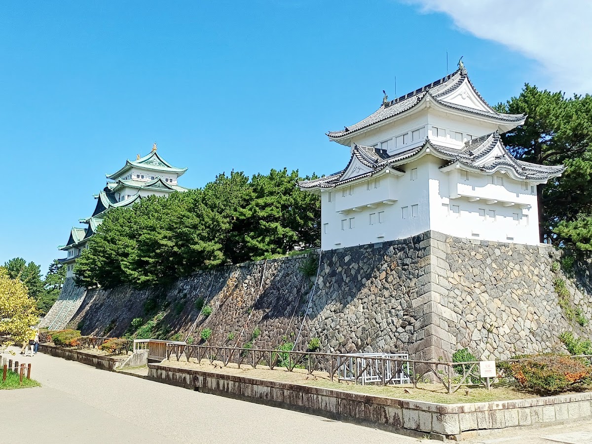 名古屋城天守閣與隅櫓全景