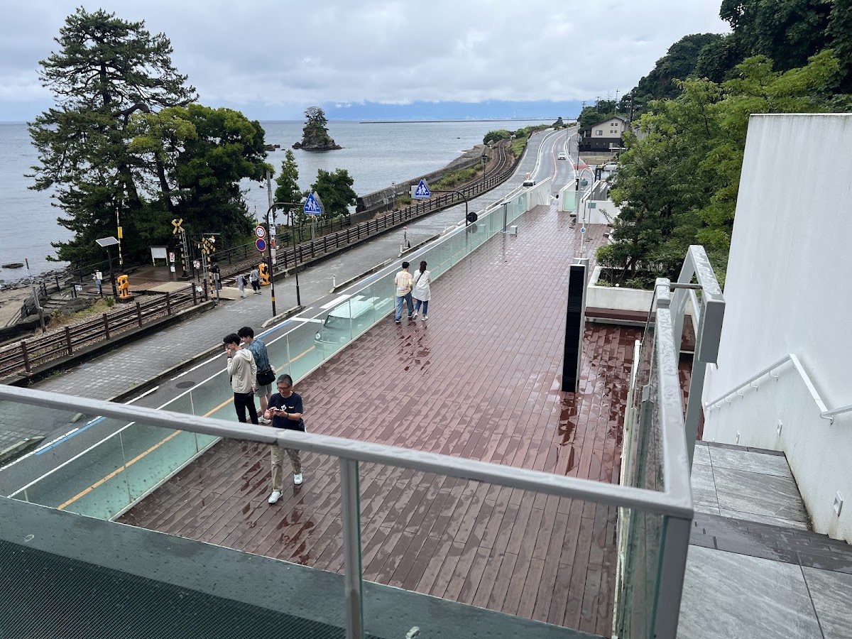 道之驛 雨晴（道の駅 雨晴） 實景照片 1