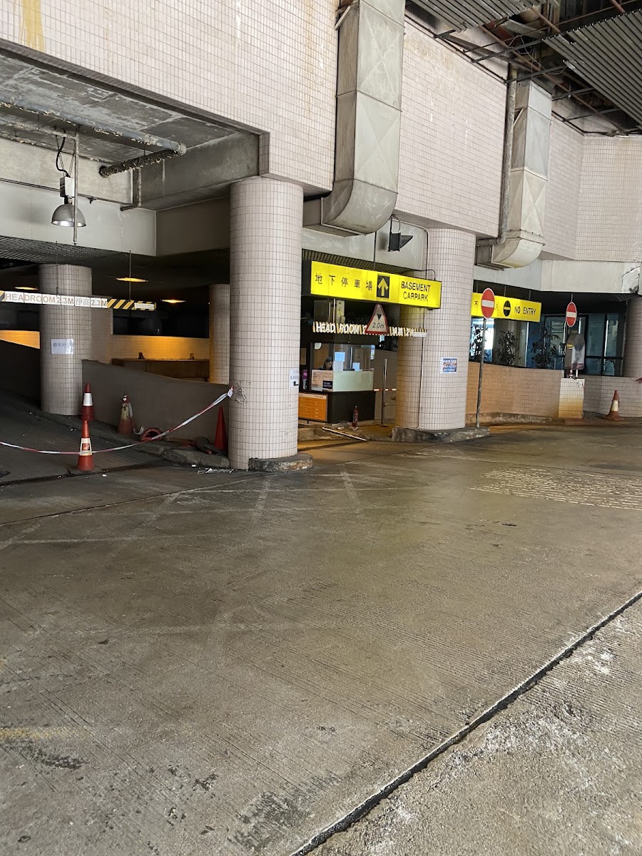 荃灣海濱廣場 Riviera Plaza 停車場 實景照片 4