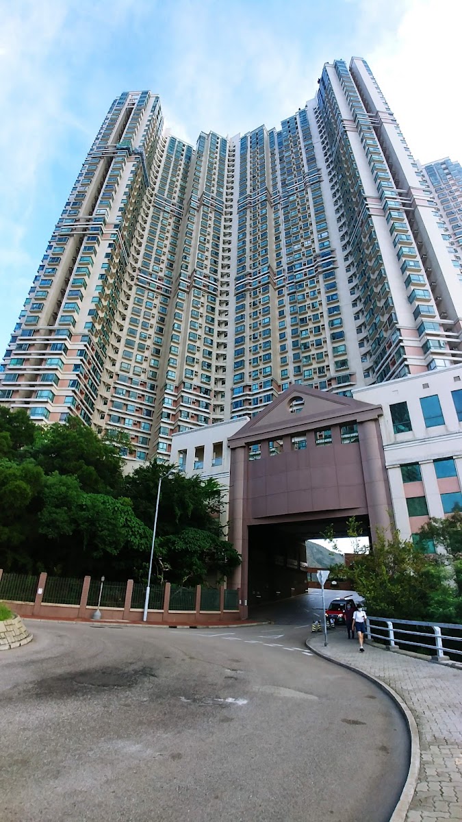 深井浪翠園 Sea Crest Villa 停車場 實景照片 1
